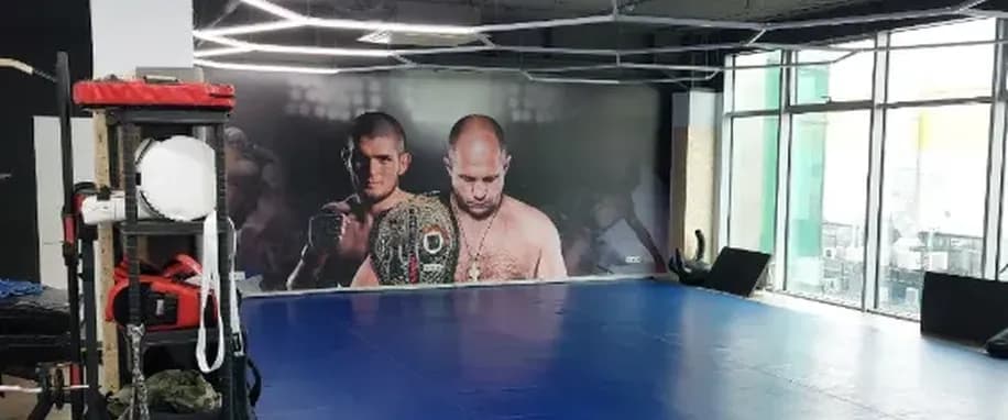gallery slide
