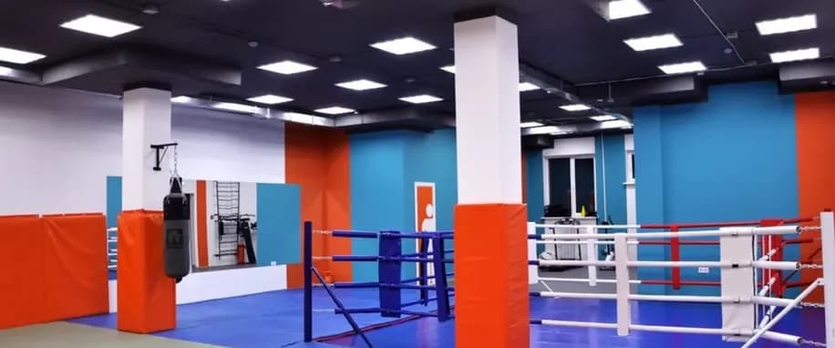 gallery slide