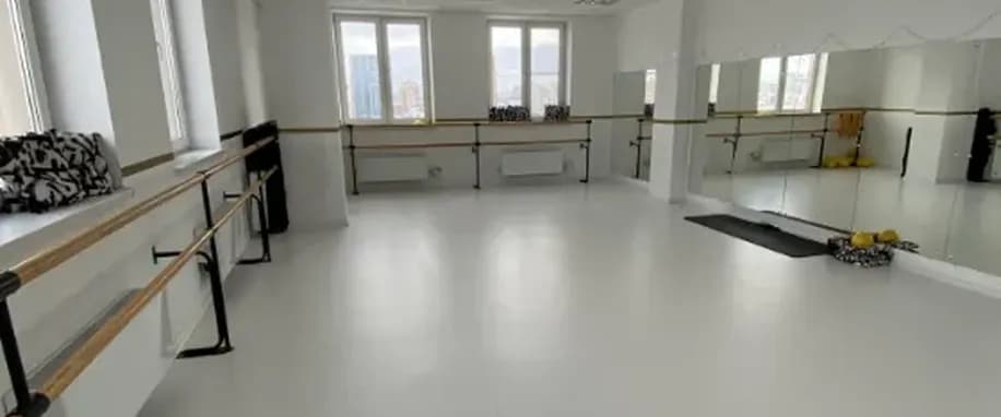 gallery slide